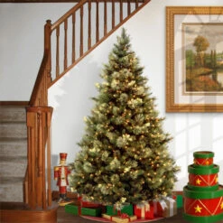 7 Ft. Carolina Pine Tree With Clear Lights -Christmas Decoration Shop dnat cap3 306 70 2 52361.1665260241